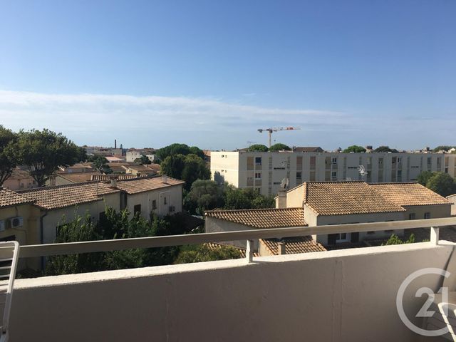 Appartement F2 à louer - 2 pièces - 42.31 m2 - LUNEL - 34 - LANGUEDOC-ROUSSILLON - Century 21 Pays De Lunel