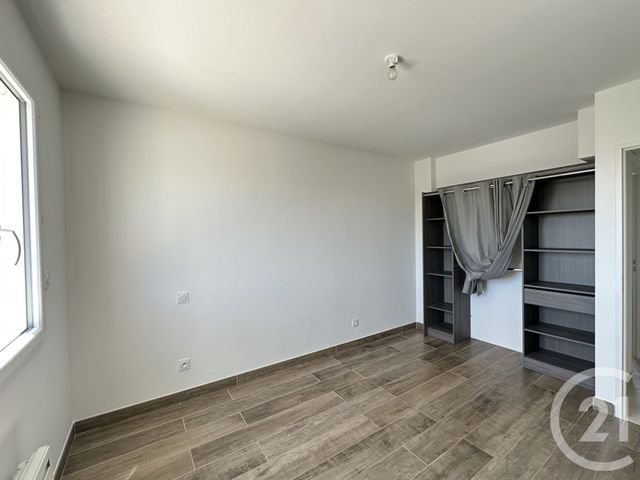 maison à louer - 4 pièces - 91.09 m2 - NAGES ET SOLORGUES - 30 - LANGUEDOC-ROUSSILLON - Century 21 Pays De Lunel