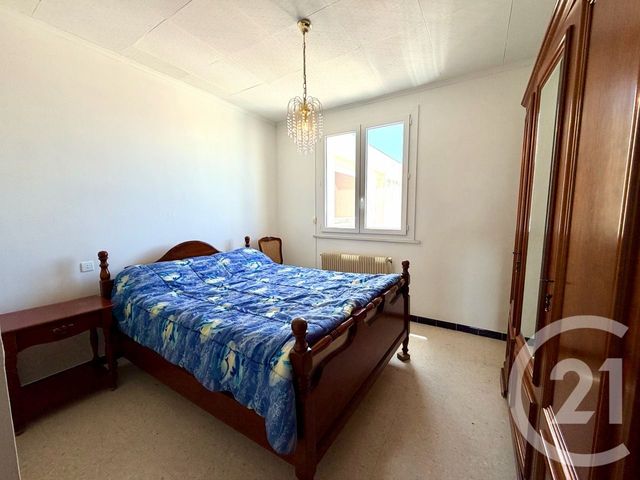 Appartement F2 à vendre - 2 pièces - 53.6 m2 - LUNEL - 34 - LANGUEDOC-ROUSSILLON - Century 21 Pays De Lunel