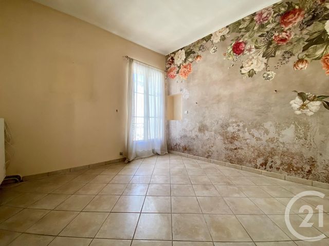 maison à vendre - 4 pièces - 177.3 m2 - LUNEL - 34 - LANGUEDOC-ROUSSILLON - Century 21 Pays De Lunel