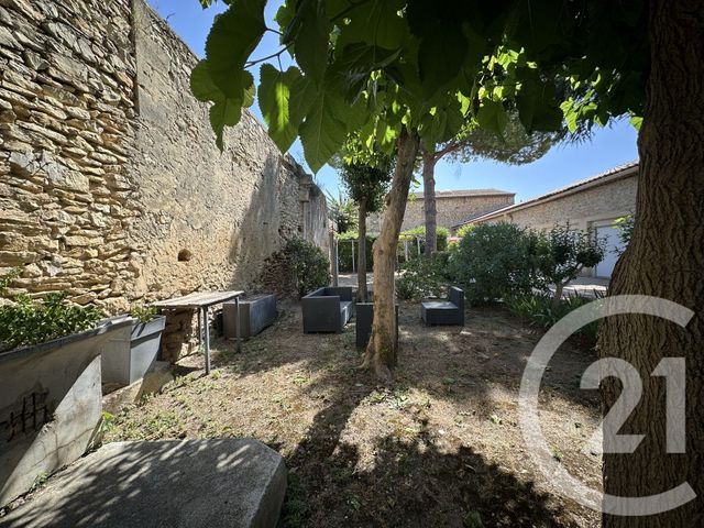 Appartement F3 à louer - 3 pièces - 89.04 m2 - VERGEZE - 30 - LANGUEDOC-ROUSSILLON - Century 21 Pays De Lunel