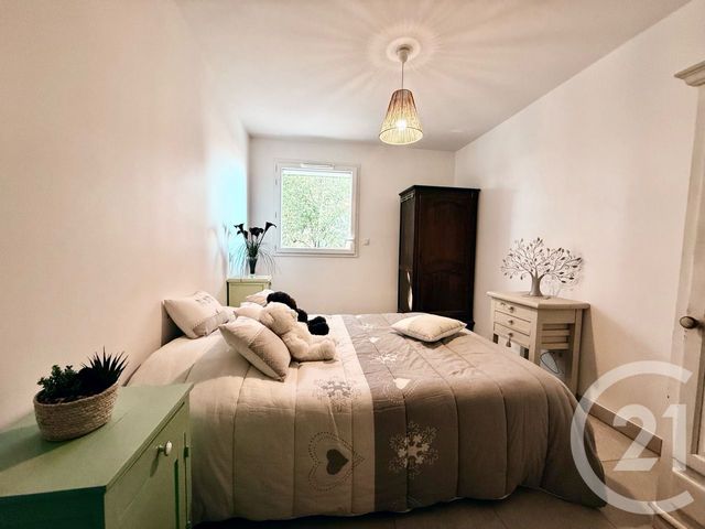 Appartement T3 à vendre - 3 pièces - 68.0 m2 - LUNEL - 34 - LANGUEDOC-ROUSSILLON - Century 21 Pays De Lunel