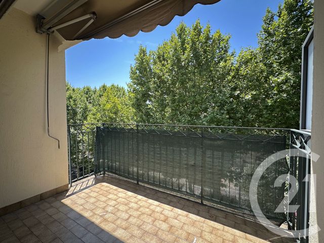 Appartement T3 à louer - 3 pièces - 71.29 m2 - LUNEL - 34 - LANGUEDOC-ROUSSILLON - Century 21 Pays De Lunel