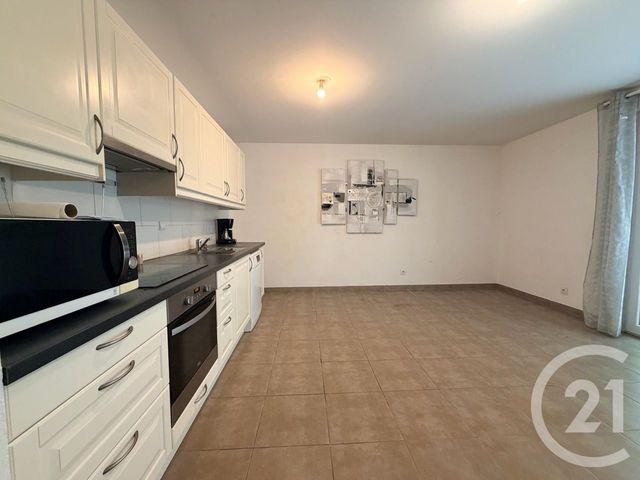 Appartement F3 à vendre - 3 pièces - 60.3 m2 - LUNEL - 34 - LANGUEDOC-ROUSSILLON - Century 21 Pays De Lunel
