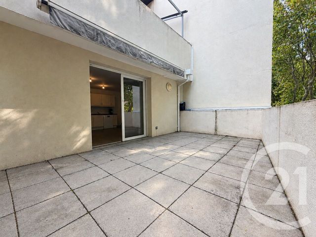 Appartement F3 à vendre - 3 pièces - 60.3 m2 - LUNEL - 34 - LANGUEDOC-ROUSSILLON - Century 21 Pays De Lunel