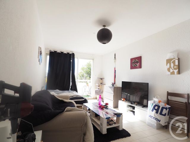 Appartement F1 à louer - 1 pièce - 30.15 m2 - LUNEL - 34 - LANGUEDOC-ROUSSILLON - Century 21 Pays De Lunel