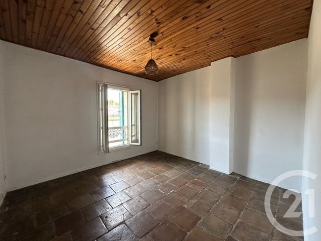 Appartement F3 à louer - 3 pièces - 61.42 m2 - LUNEL - 34 - LANGUEDOC-ROUSSILLON - Century 21 Pays De Lunel