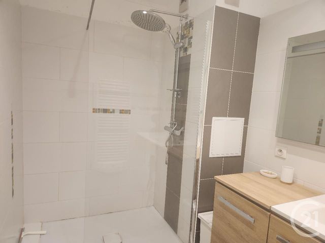 Appartement F3 à louer - 3 pièces - 70.22 m2 - MONTPELLIER - 34 - LANGUEDOC-ROUSSILLON - Century 21 Pays De Lunel