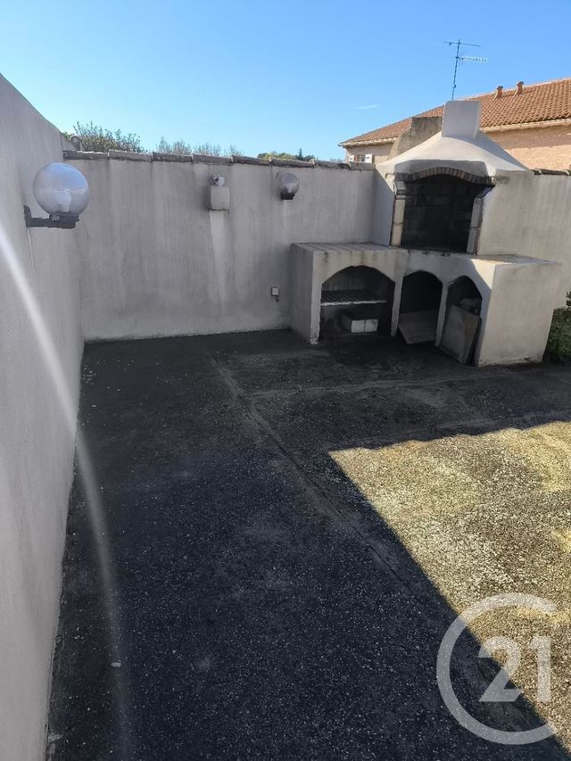 maison à louer - 4 pièces - 87.0 m2 - VAUVERT - 30 - LANGUEDOC-ROUSSILLON - Century 21 Pays De Lunel