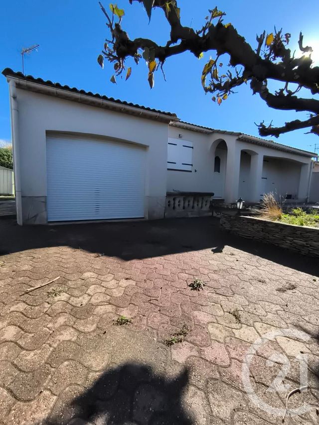 maison à louer - 4 pièces - 87.0 m2 - VAUVERT - 30 - LANGUEDOC-ROUSSILLON - Century 21 Pays De Lunel