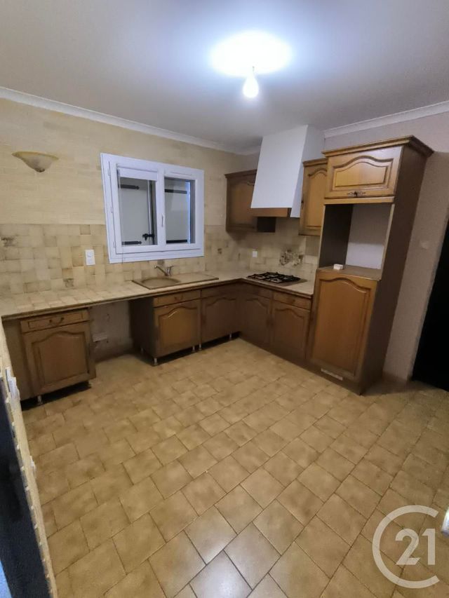 maison à louer - 4 pièces - 87.0 m2 - VAUVERT - 30 - LANGUEDOC-ROUSSILLON - Century 21 Pays De Lunel