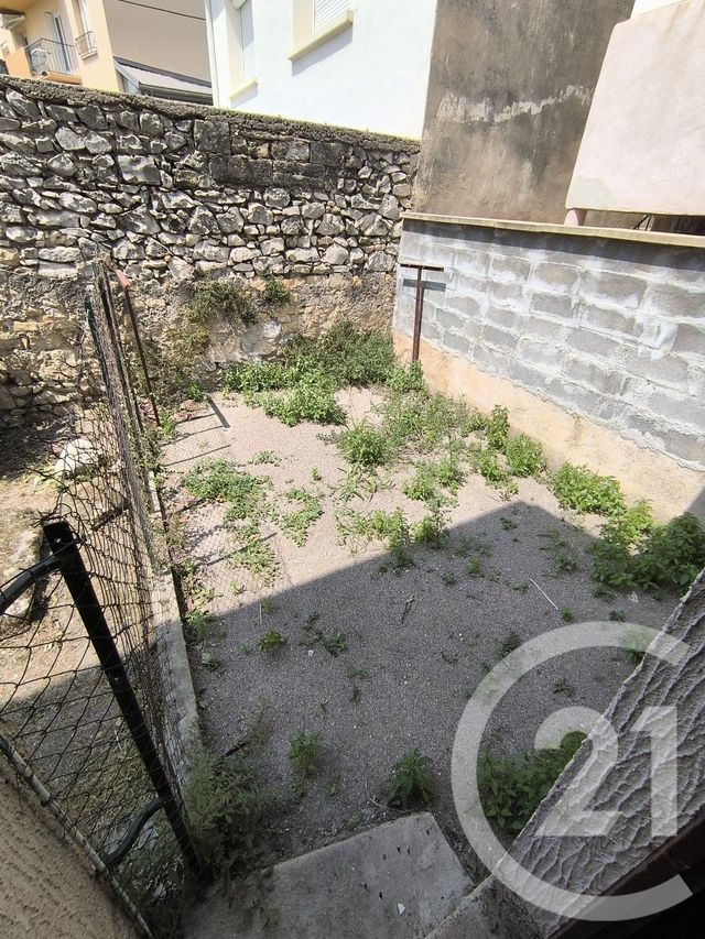 Appartement F4 à louer - 4 pièces - 87.18 m2 - LUNEL - 34 - LANGUEDOC-ROUSSILLON - Century 21 Pays De Lunel