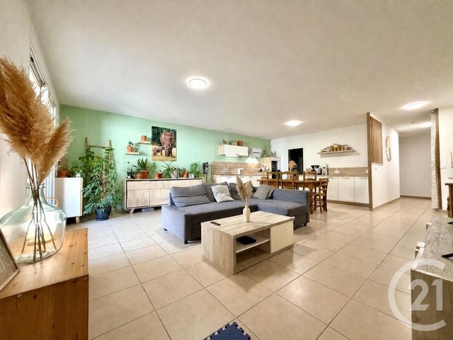 Appartement à vendre - 3 pièces - 89.5 m2 - ST LAURENT D AIGOUZE - 30 - LANGUEDOC-ROUSSILLON - Century 21 Pays De Lunel