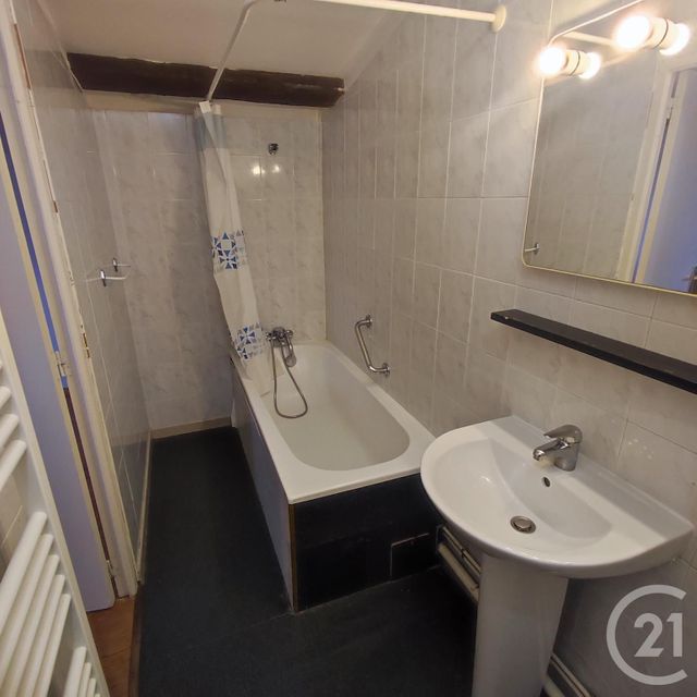 Appartement F2 à louer - 2 pièces - 48.56 m2 - CALVISSON - 30 - LANGUEDOC-ROUSSILLON - Century 21 Pays De Lunel