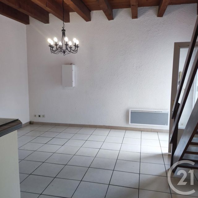 Appartement F2 à louer - 2 pièces - 48.56 m2 - CALVISSON - 30 - LANGUEDOC-ROUSSILLON - Century 21 Pays De Lunel