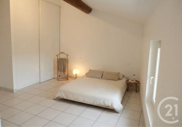 Appartement F3 à louer - 3 pièces - 61.84 m2 - UCHAUD - 30 - LANGUEDOC-ROUSSILLON - Century 21 Pays De Lunel