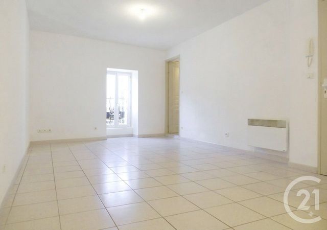 Appartement F3 à louer UCHAUD