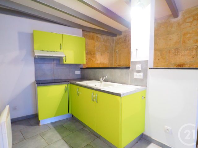Appartement F3 à louer - 3 pièces - 41.1 m2 - LUNEL - 34 - LANGUEDOC-ROUSSILLON - Century 21 Pays De Lunel