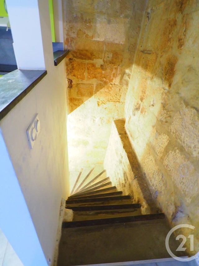 Appartement F3 à louer - 3 pièces - 41.1 m2 - LUNEL - 34 - LANGUEDOC-ROUSSILLON - Century 21 Pays De Lunel