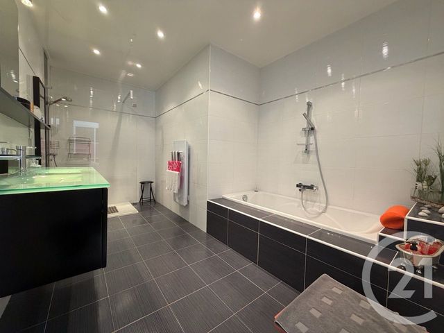 maison à vendre - 5 pièces - 143.22 m2 - LUNEL - 34 - LANGUEDOC-ROUSSILLON - Century 21 Pays De Lunel