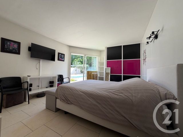 maison à vendre - 5 pièces - 143.22 m2 - LUNEL - 34 - LANGUEDOC-ROUSSILLON - Century 21 Pays De Lunel