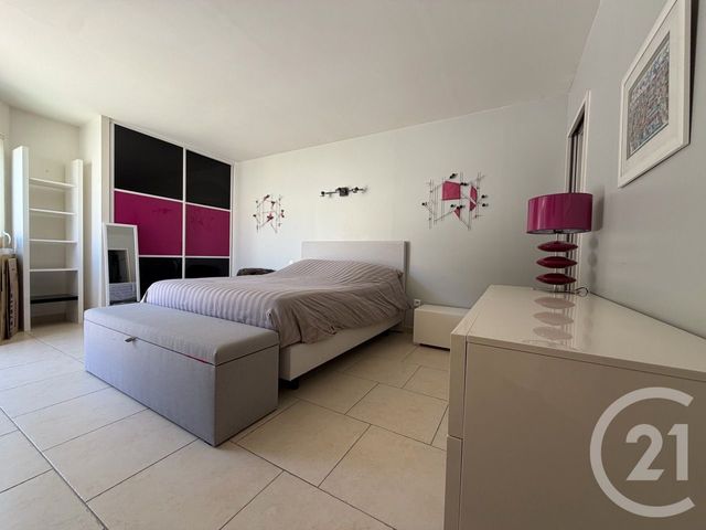maison à vendre - 5 pièces - 143.22 m2 - LUNEL - 34 - LANGUEDOC-ROUSSILLON - Century 21 Pays De Lunel