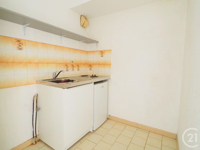 Appartement Studio à louer - 1 pièce - 30.0 m2 - LUNEL - 34 - LANGUEDOC-ROUSSILLON - Century 21 Pays De Lunel