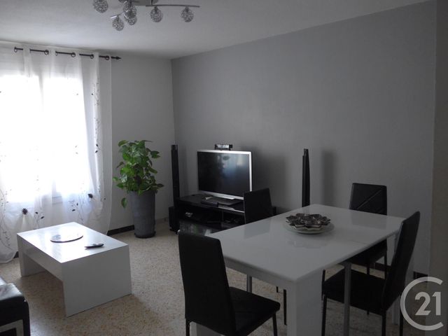 Appartement F3 à louer - 3 pièces - 63.25 m2 - VAUVERT - 30 - LANGUEDOC-ROUSSILLON - Century 21 Pays De Lunel