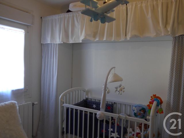 Appartement F3 à louer - 3 pièces - 63.25 m2 - VAUVERT - 30 - LANGUEDOC-ROUSSILLON - Century 21 Pays De Lunel