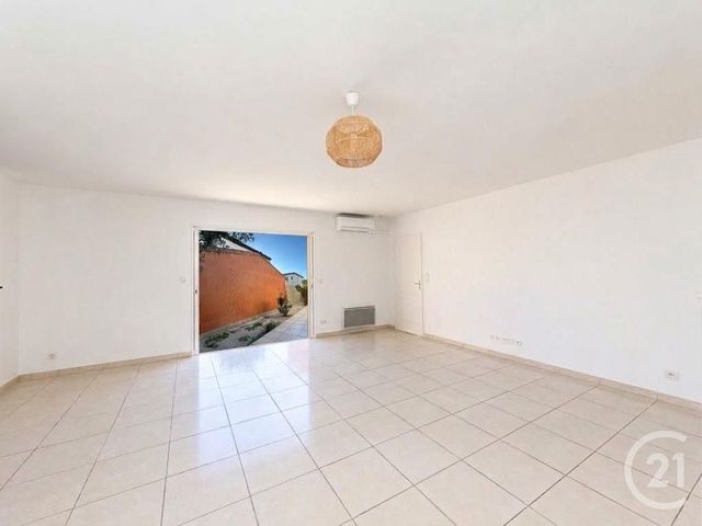 maison à louer - 4 pièces - 84.01 m2 - LUNEL - 34 - LANGUEDOC-ROUSSILLON - Century 21 Pays De Lunel