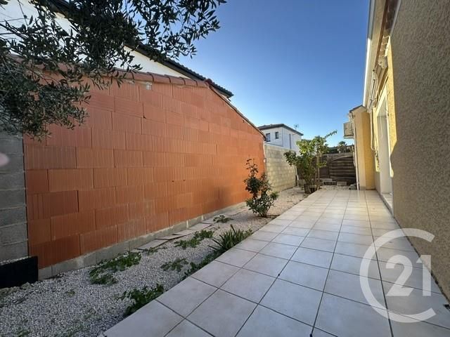 maison à louer - 4 pièces - 84.01 m2 - LUNEL - 34 - LANGUEDOC-ROUSSILLON - Century 21 Pays De Lunel