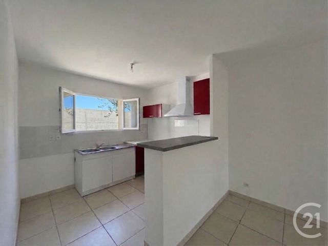 maison à louer - 4 pièces - 84.01 m2 - LUNEL - 34 - LANGUEDOC-ROUSSILLON - Century 21 Pays De Lunel