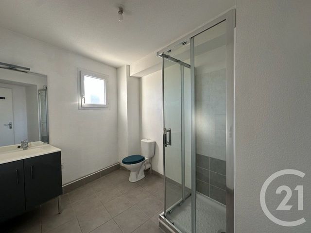 Appartement F3 à louer - 3 pièces - 64.62 m2 - AIMARGUES - 30 - LANGUEDOC-ROUSSILLON - Century 21 Pays De Lunel